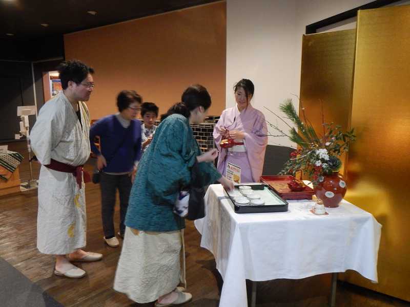 謹賀新年。1/1～3　宿泊者限定もちつき大会