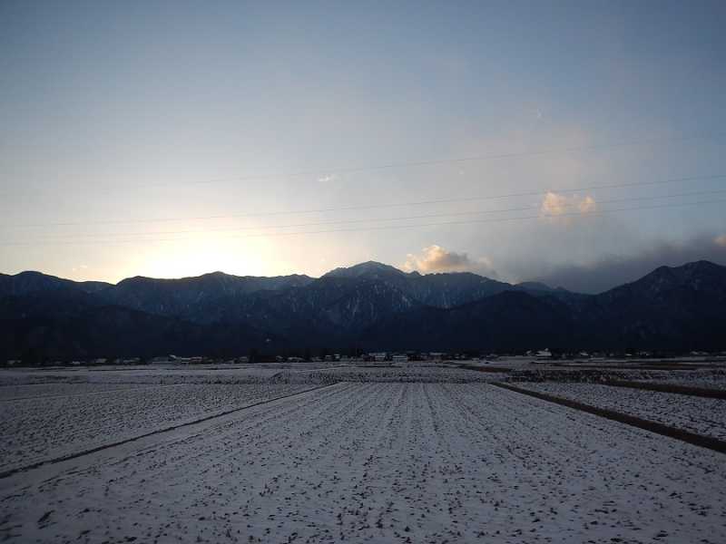 雪景色と北アルプス