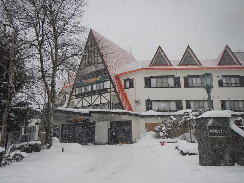 朝から雪です。