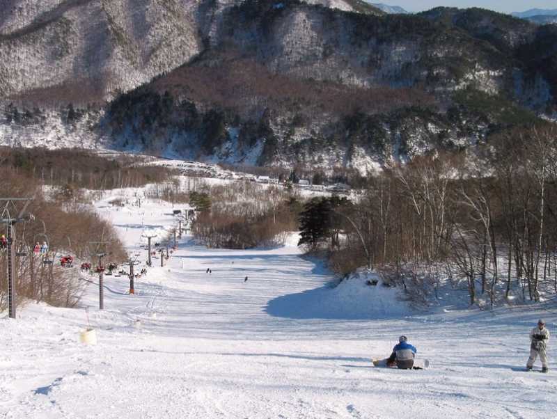 爺ガ岳スキー場