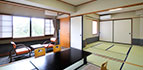 8 + 6 tatami-mat connected Japanese-style adjacent rooms