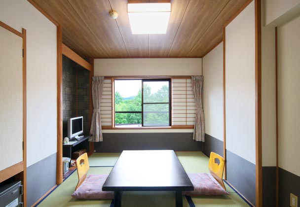 6張榻榻米大小的日式客房