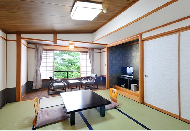 8張榻榻米大小的日式客房